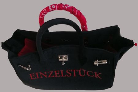 Einzigartig, schwarze Handtasche aus Samt, Unikat, neuwertig