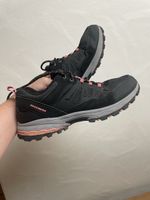 Sketchers Outdoor/Wanderschuhe Gr. 42
