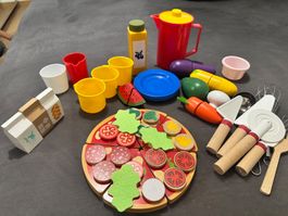 Spielküchen-Set mit umfangreichem Zubehör -Holz und Kunstoff
