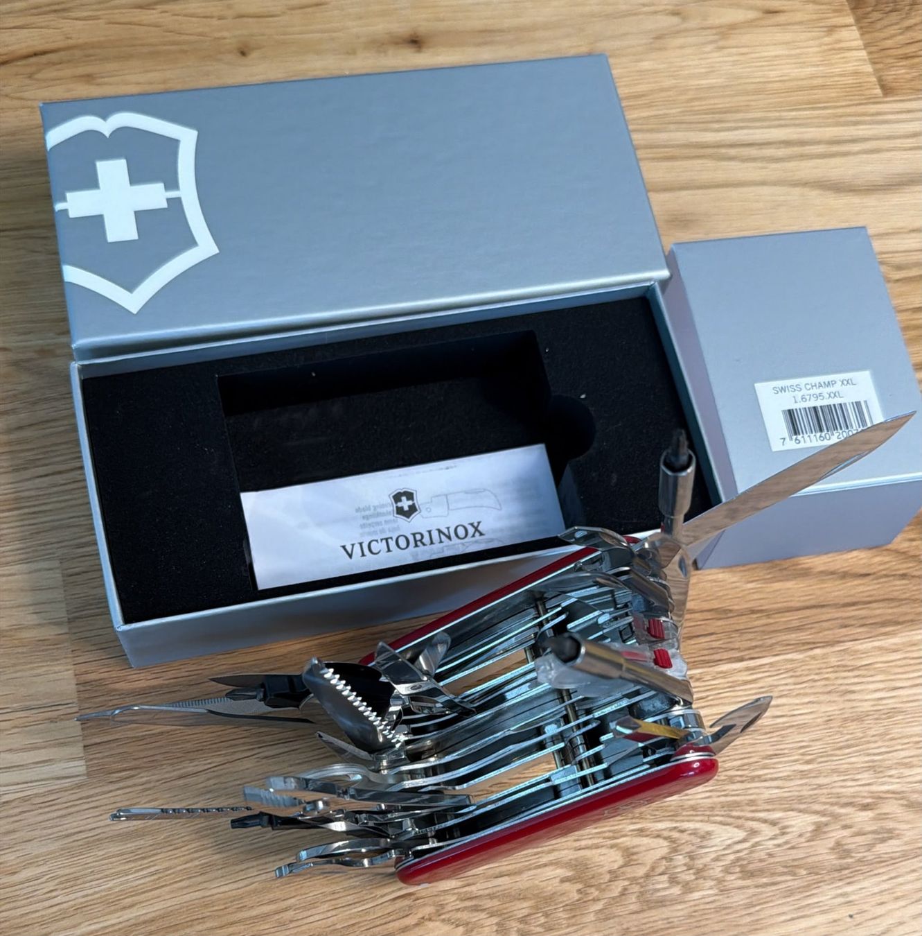 Victorinox Coltelli tascabile: SWISS CHAMP XXL SACKMESSER – Nuovo e nell'imballaggio originale da Zürich venduto da Frei-Occasionen 2