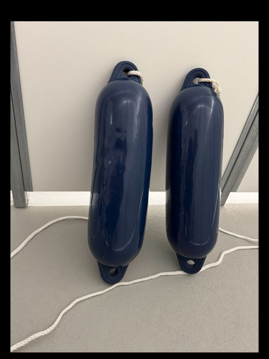 Barche: 2 Fender neuwertig  – Nuovo (secondo la descrizione) da Dulliken venduto da Sabrimark