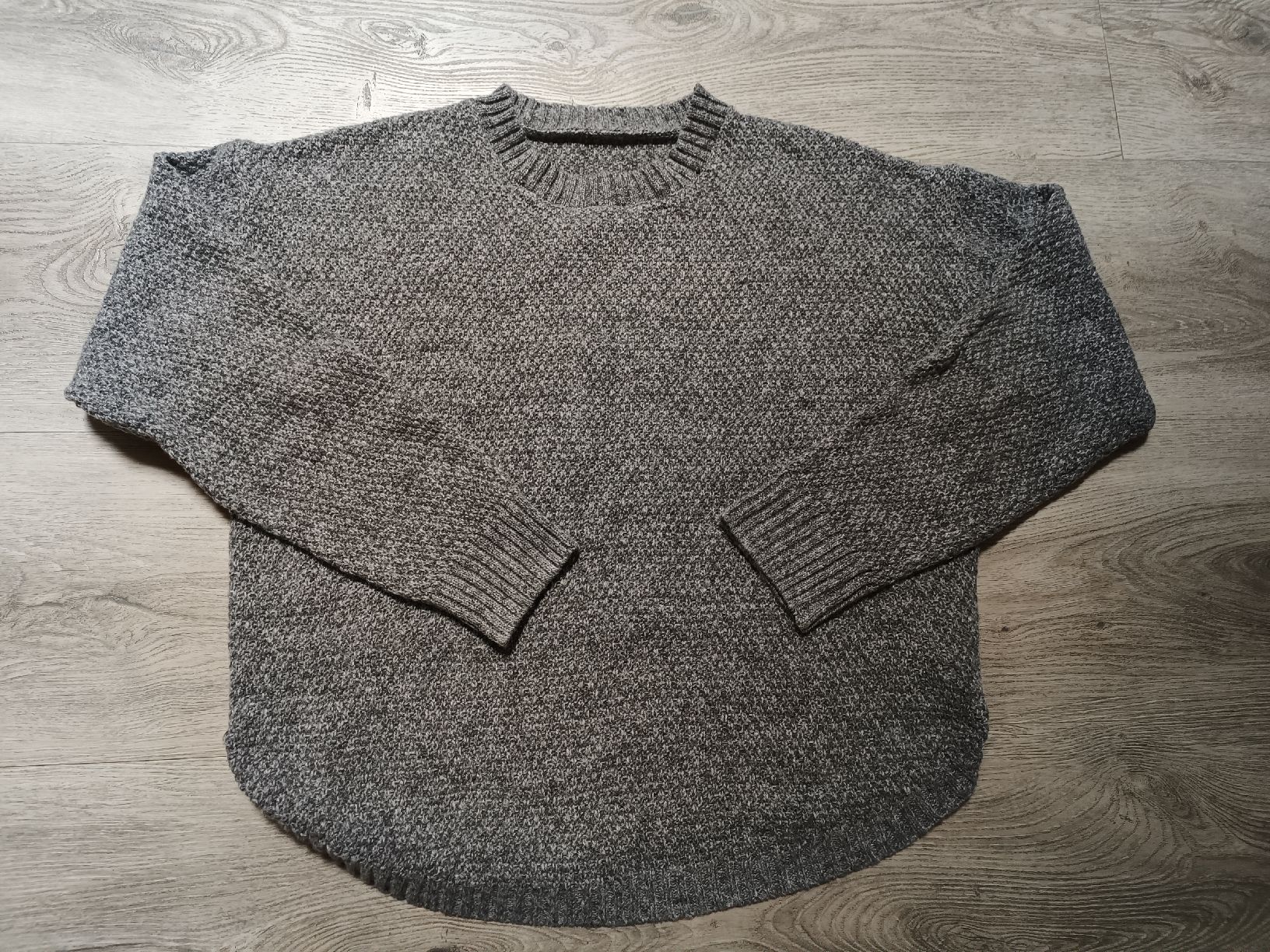 Maglioni & Felpe: Schöner Pullover L neu – Nuovo (secondo la descrizione) da Bätterkinden venduto da Elefantenzoo