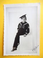 Antikes Foto Junge im Matrosenanzug Foto-Karte