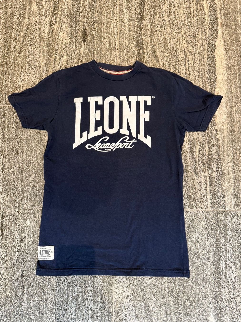 032C T-shirt: Dark blue Leone mens T-Shirt – Usato da S. Vittore venduto da via_h2nb