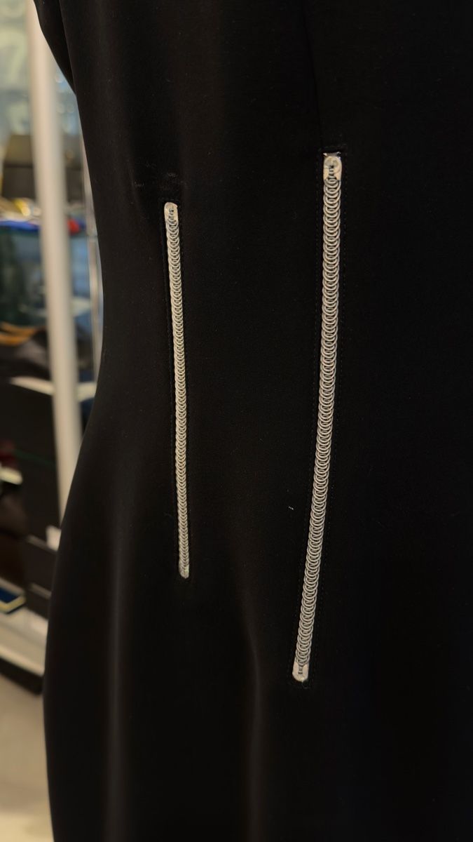 Kleider: Mugler Kleid, Gr. 38, Schwarz, NP 2745.- – Gebraucht aus Lachen SZ von HelvetiaLuxury 1