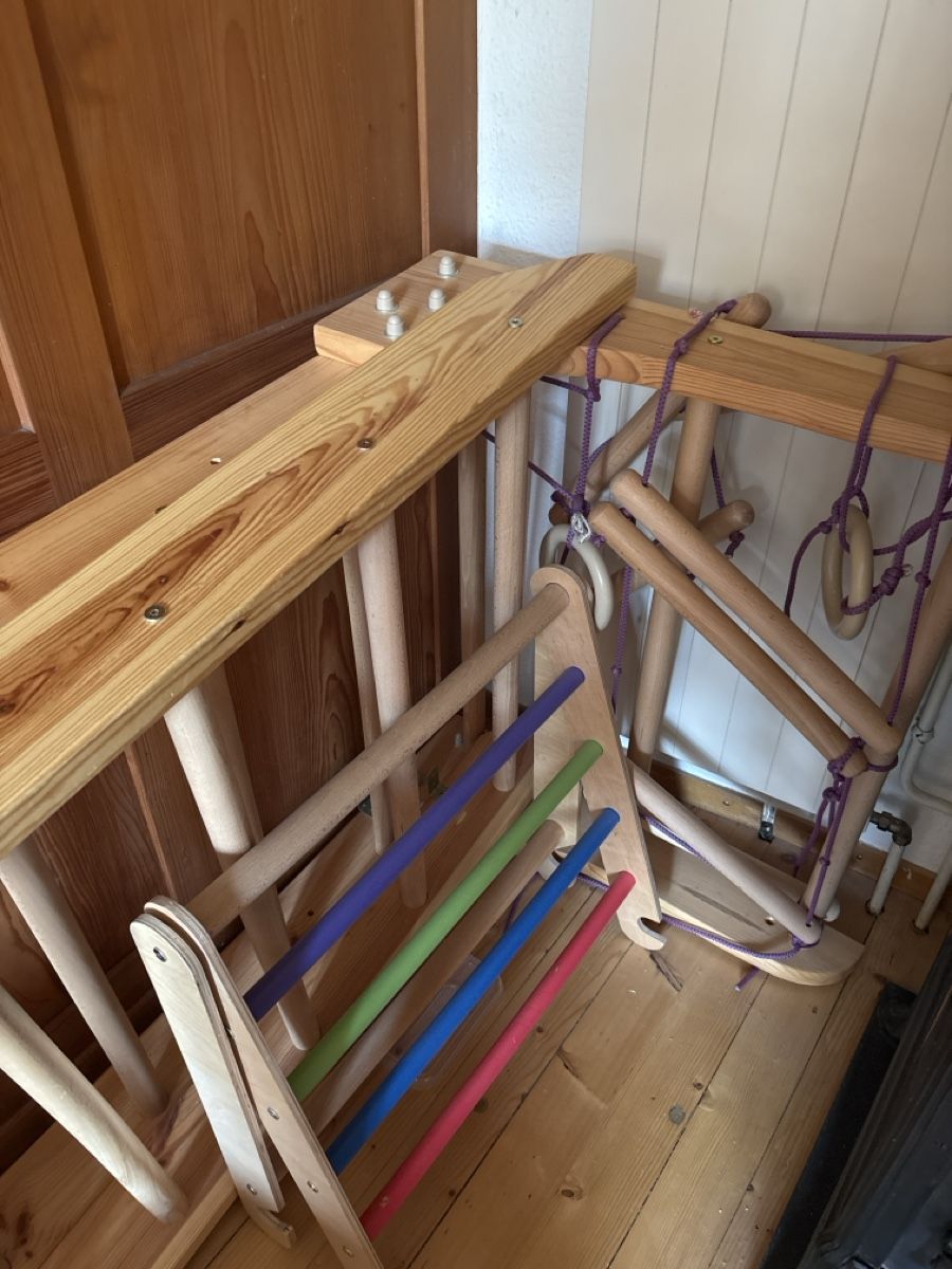 Kletterwände & Klettergriffe: Sprossenwand inkl. Rutsche – Gebraucht aus Schaffhausen von eve_cangshu