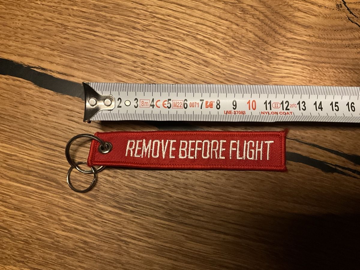 Portachiavi: Schlüsselanhänger REMOVE BEFORE FLIGHT – Nuovo (secondo la descrizione) da Horw venduto da HerrTadellos