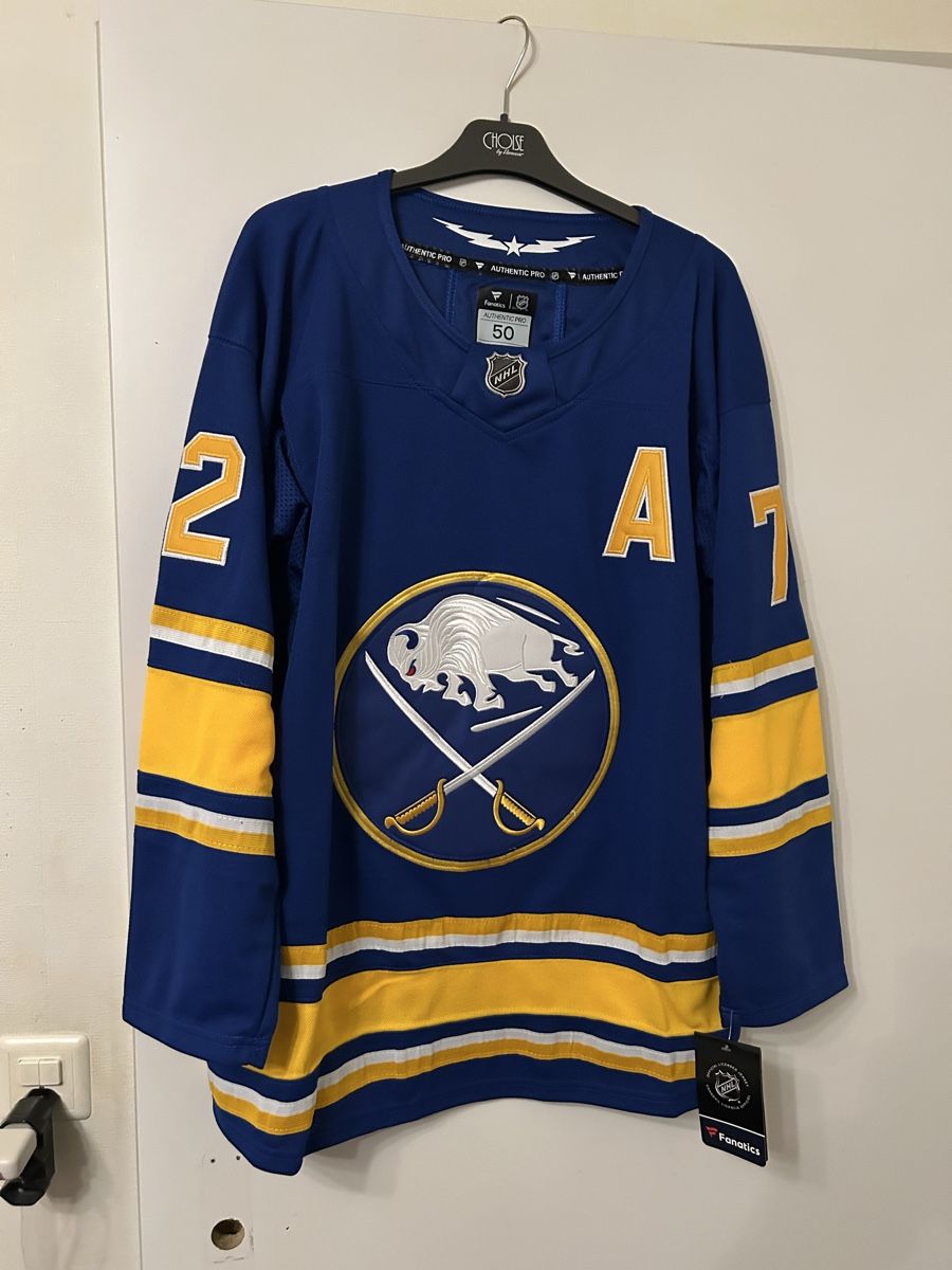 Maillots de corps & Pantalons: Buffalo Sabres #72Thompson Jersey – Neuf avec emballage d'origine à Effretikon par PrimeTimeB