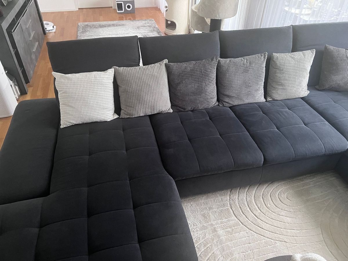 Divani: Grosses Ecksofa, dunkelgrau, 3 Jährig – Usato da Frauenfeld venduto da Sandro_Schuster91 5