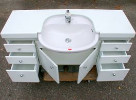 Lavabo- Waschtisch mit Unterbau und Armatur