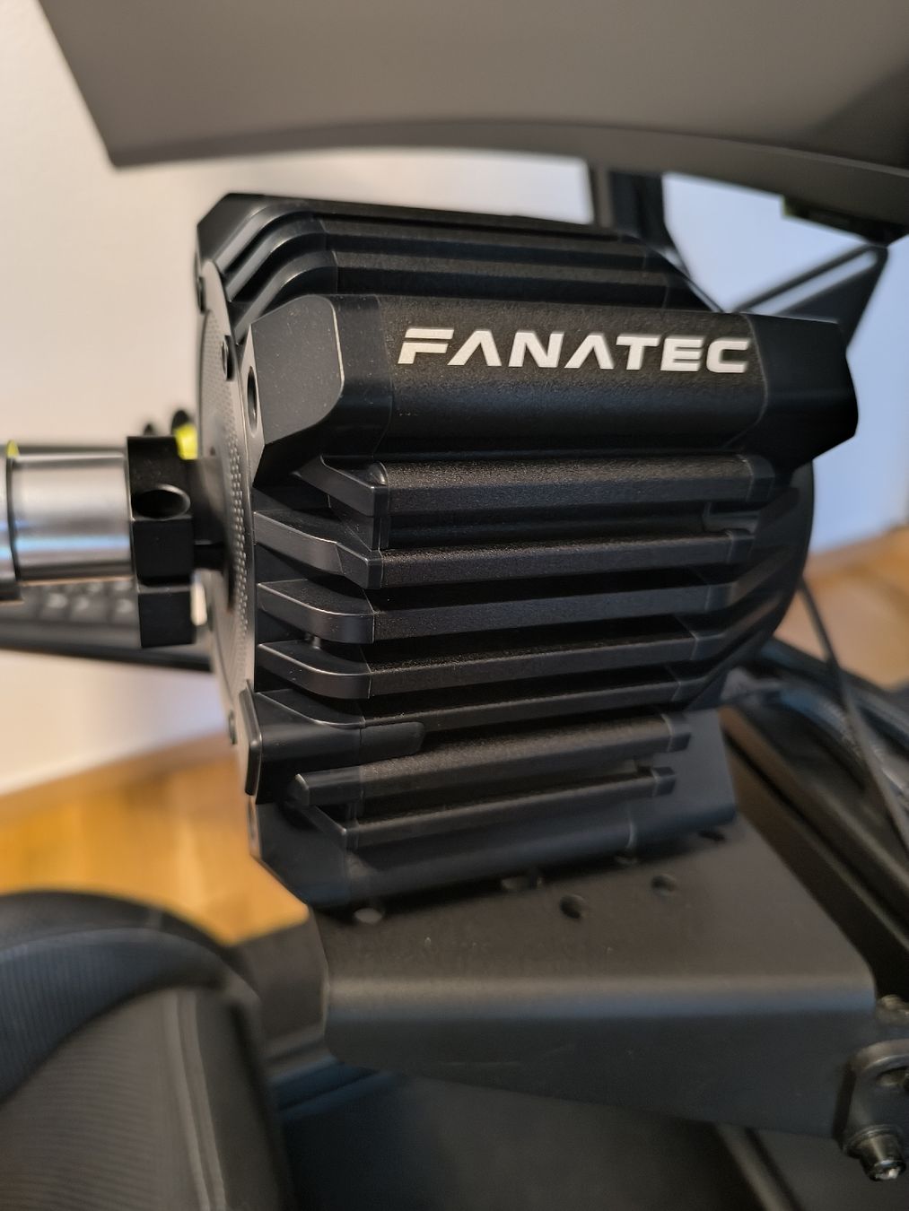 Fanatec Konsolen: bundle fanatec GT DD PRO 8nm + loadcell  – Gebraucht aus Villaz-St-Pierre von 15d_tn66 4