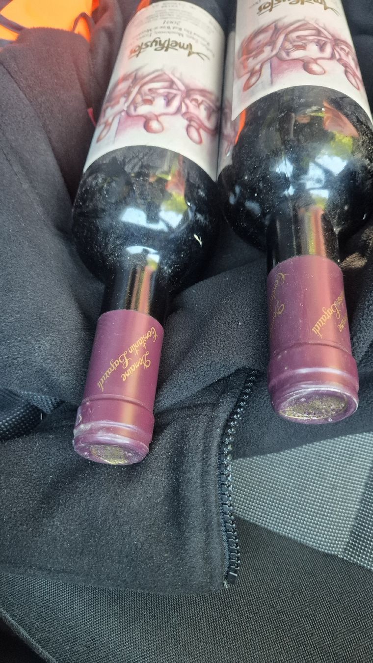 Wein: Rote Wein Amethystos Grichisch – Gebraucht aus Rämismühle von beni0010 2