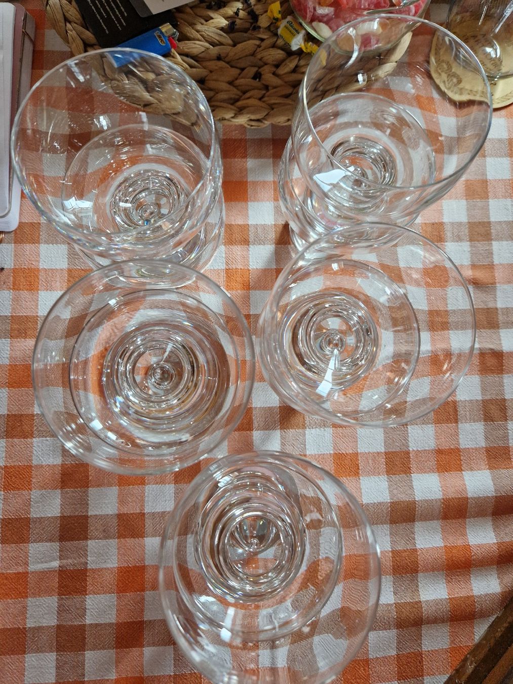 Verres: lot de 10 coupes en verre robuste – Neuf (Voir description) à Les Agettes par Mazikeen 3