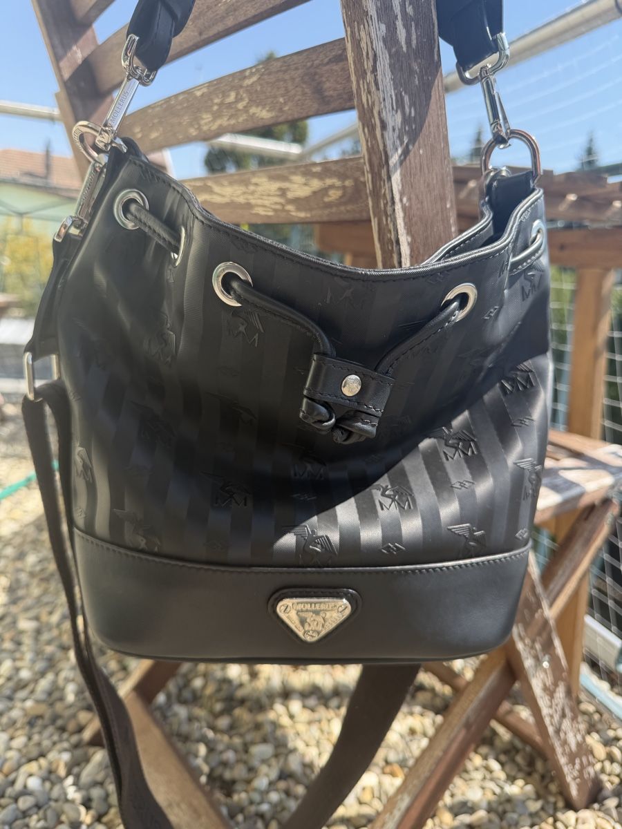 Maison Mollerus Sacs femmes: Maison Mollerus Beuteltasche Sion – D'occasion à Kappel SO par Ydelfin