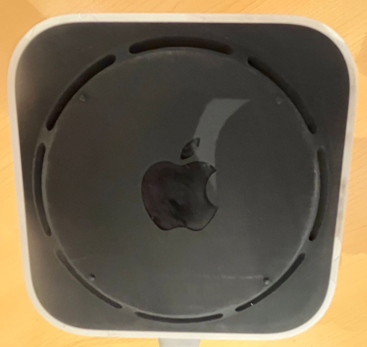Apple Dischi rigidi: Apple - AirPort Time Capsule 802.11ac - 2 TB – Usato da Le Noirmont venduto da bouboun21 2