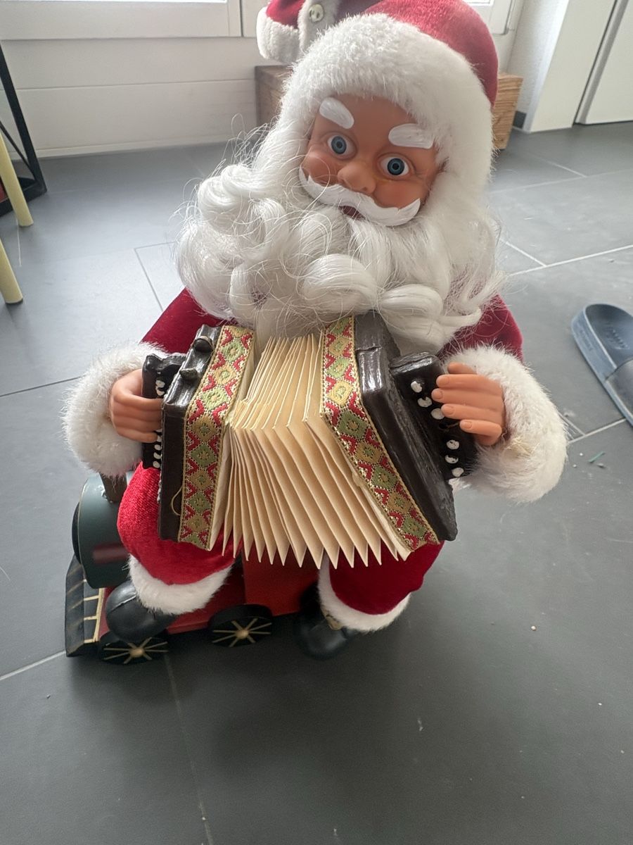 Tutte le decorazioni: Samichlaus mit Musik  – Usato da Obbürgen venduto da bugi6868 4