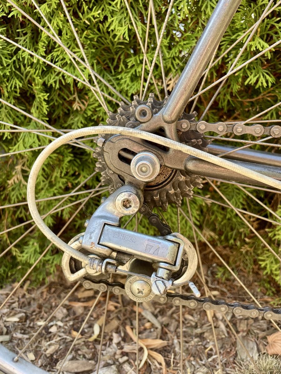 Vélos: Altes Rennvelo – Défectueux à Bern par Rycard 4