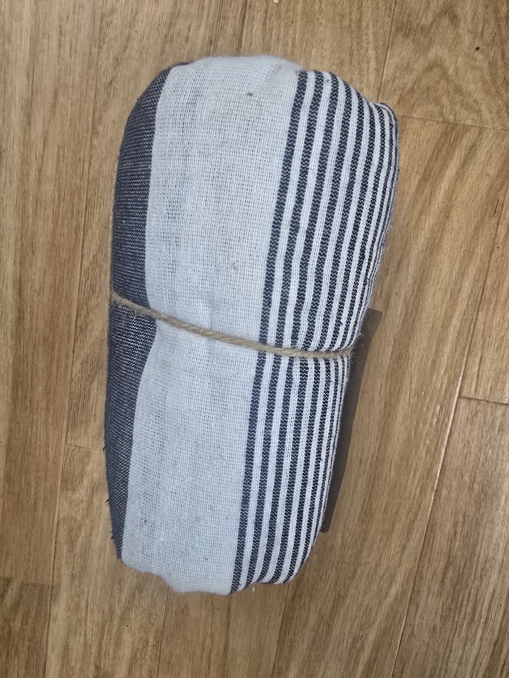 Linge de lit: Fouta de plage – Neuf avec emballage d'origine à prilly par amelbara