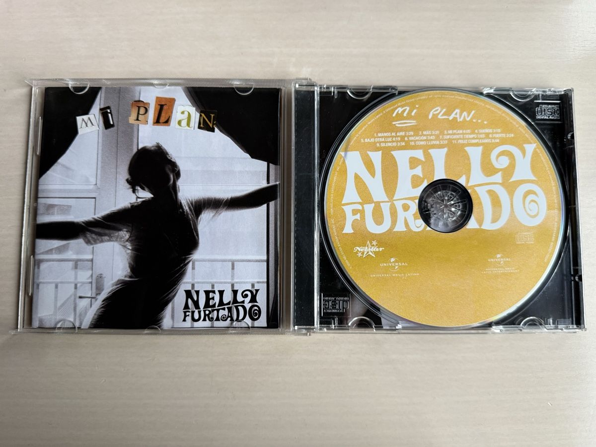 CD: Nelly Furtado - Mi Plan CD Album 2009 – Usato da Oberried Brienz venduto da Chyara 2