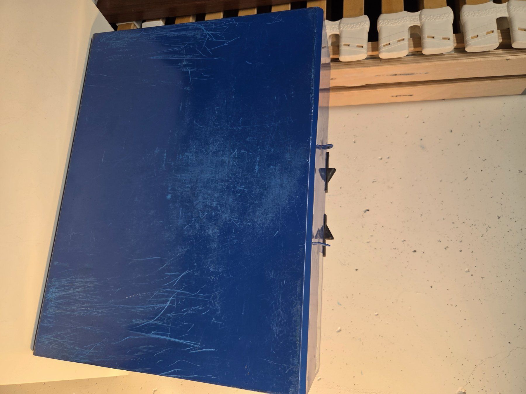 Sortimo Tutti gli attrezzi: Sortierkasten Sortimo mit Einsätzen blau/rot/gelb/gruen – Usato da Chur venduto da Einszweidreiviermein 3
