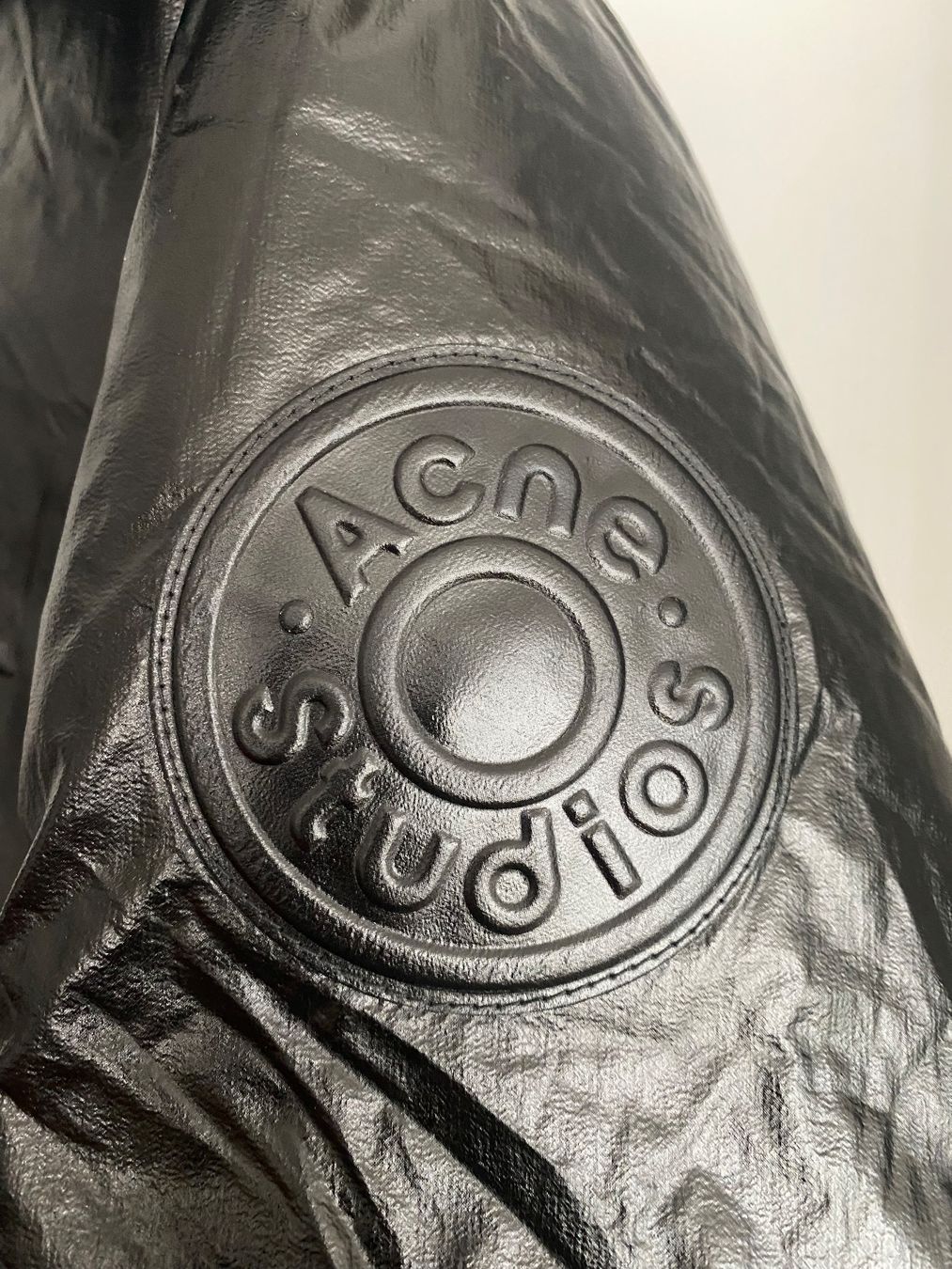 Acne Studios Giacche: Acne Studios hooded puffer jacket Damem Gr. 34 – Nuovo (secondo la descrizione) da Zürich venduto da ron_t88f 2