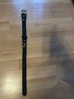 Lederhalsband für Hund verstellbar. Schwarz. Grösse M.
