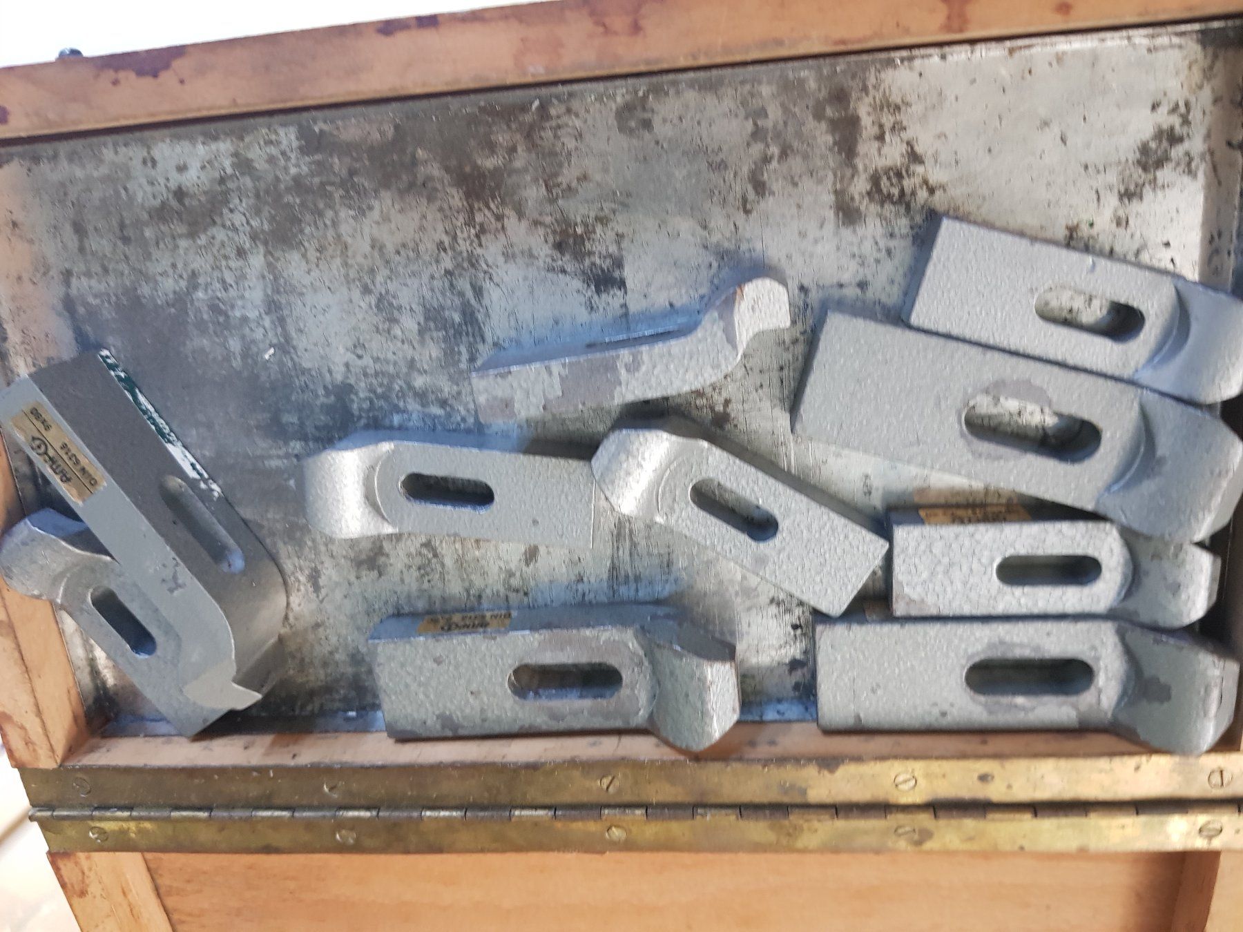 Schaublin Altro per industria metallurgica: Maschinen - Halter – Usato da Lengnau AG venduto da TDCB