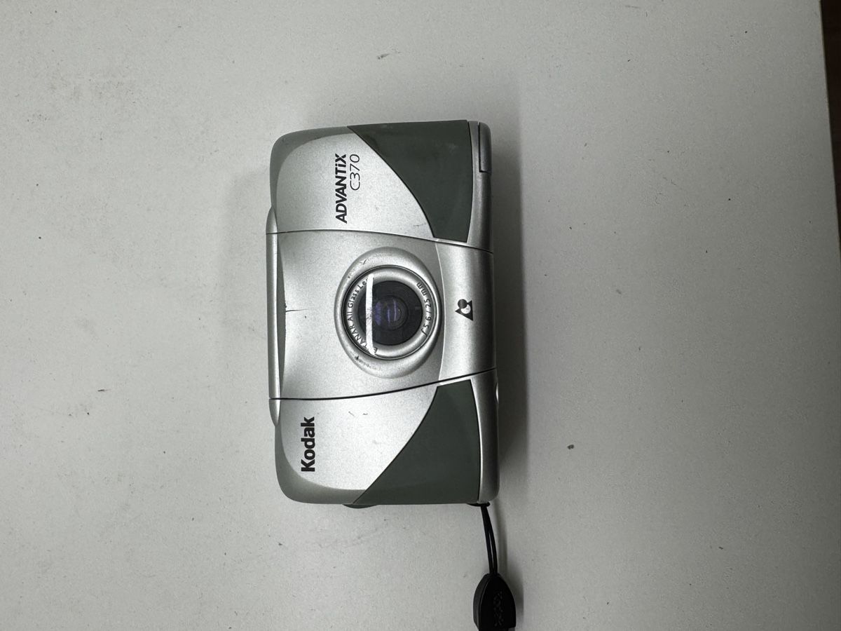Kodak Fotocamera: Kompaktkamera Kodak Advantix C370 silbern gebraucht – Usato da Schlieren venduto da Eldi84