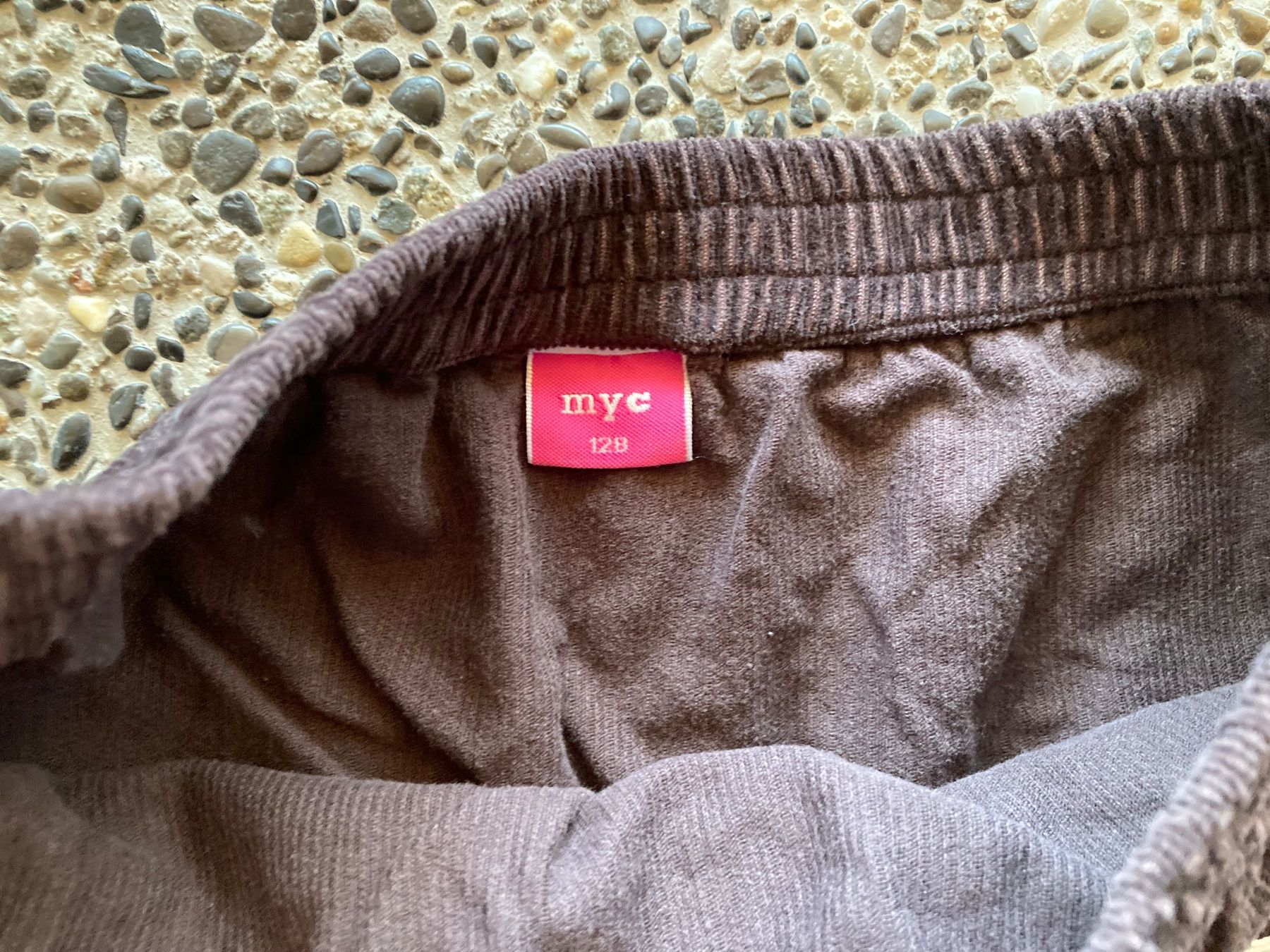 Vestiti & Gonne: Jupe / Rock Manchester Gr. 128 100% BW – Usato da Aetingen venduto da Nadinsky 1