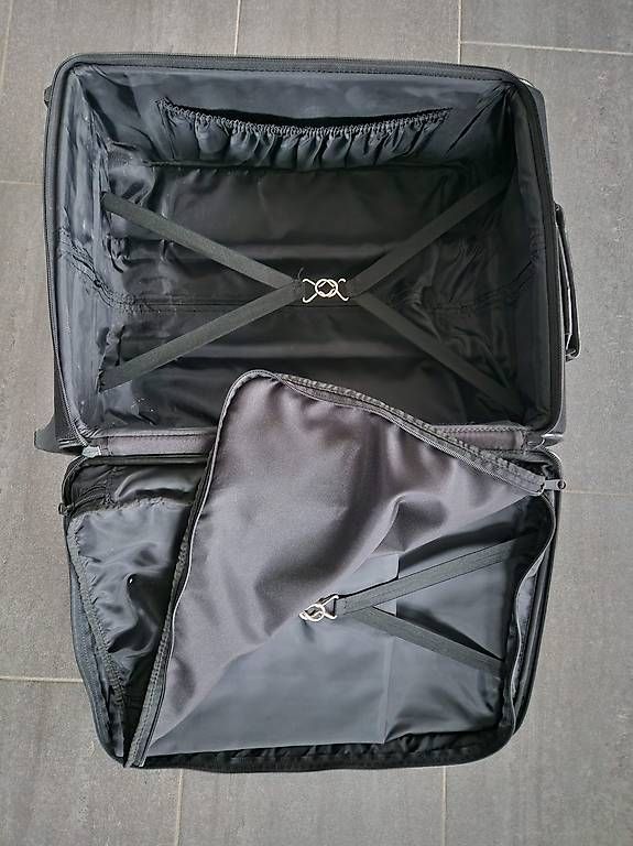 Valigie: Suitcase 53 x 38 x 25 cm – Usato da Dübendorf venduto da Olenaaa 3