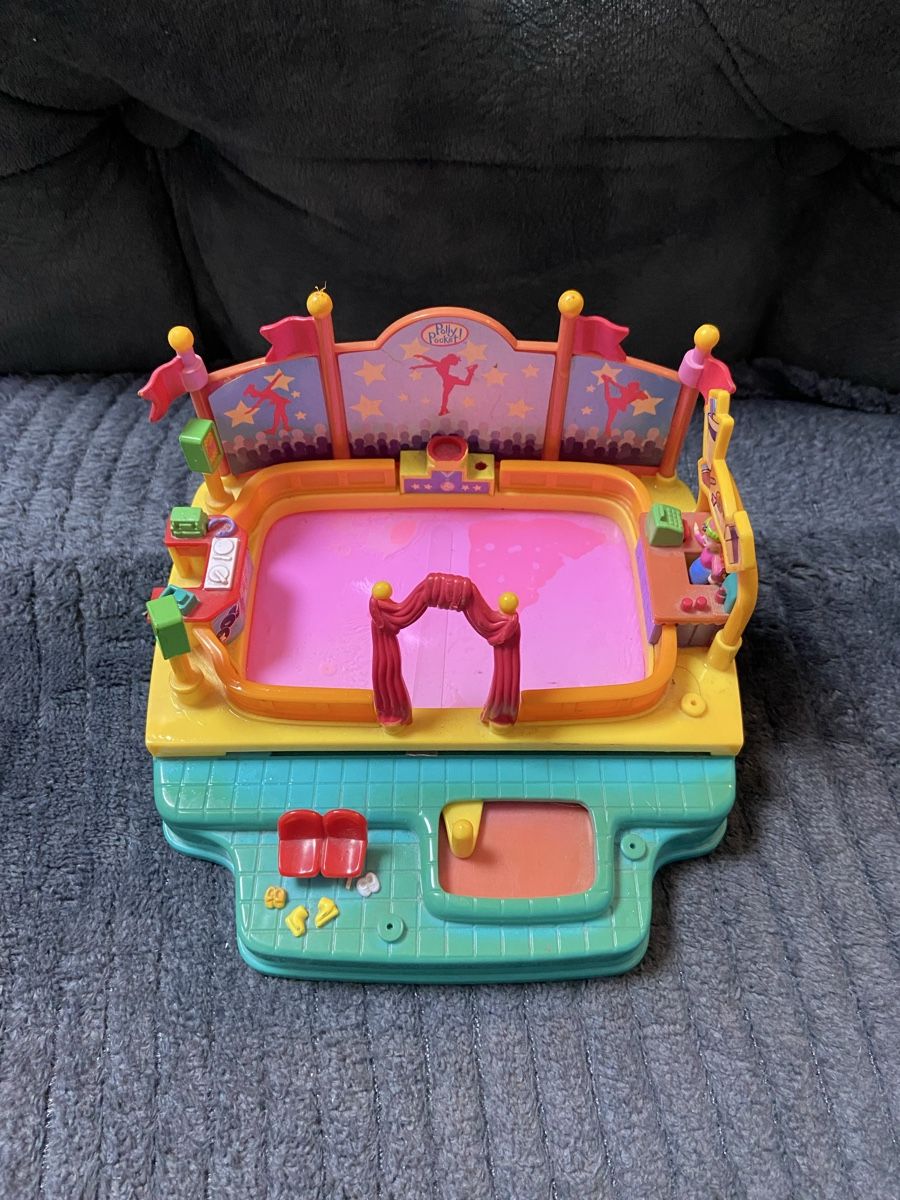 Polly Pocket Giocattoli: Polly pocket - 1998 Ice Skating - Action Park – Usato da Montreux venduto da Perledor 2