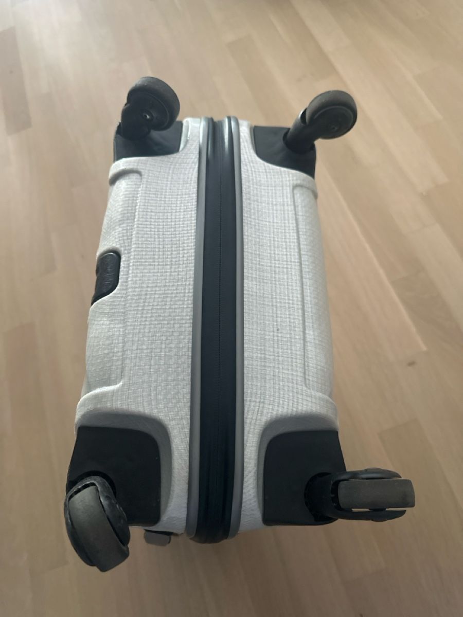 Samsonite Valigie: Samsonite Koffer silber, gebraucht 55cm – Usato da Dübendorf venduto da Bella1177 1