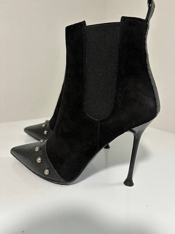 Scarpe da donna: Stivaletti Anna Ripamonti  – Usato da Soazza venduto da afa_r6cx 2