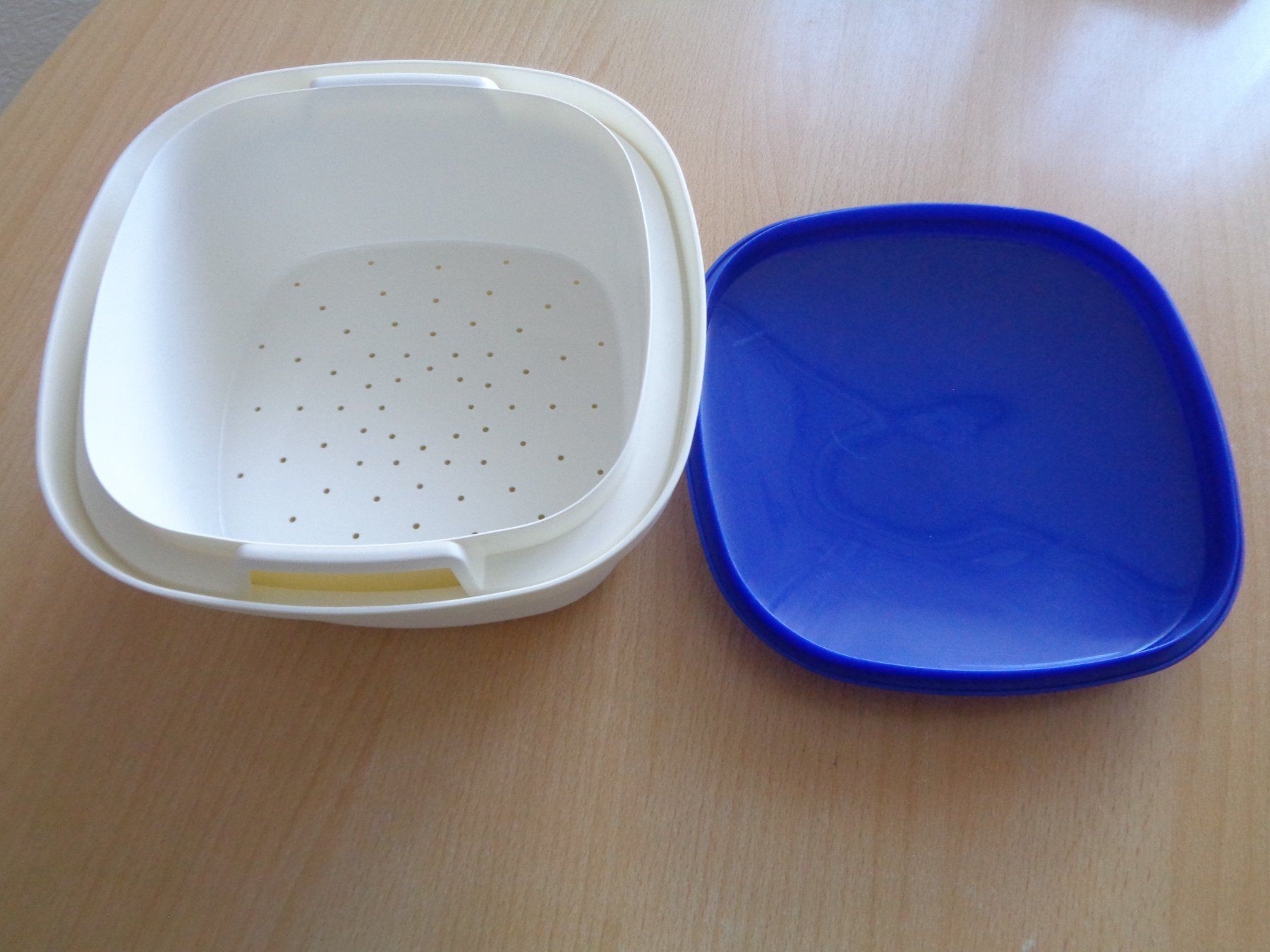 Tupperware Contenitori & Simili: Tupperware Multi-Server, Wärmebehälter – Usato da Dietikon venduto da chroetli77 2