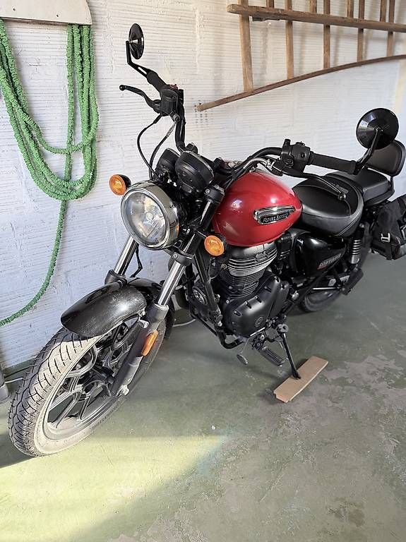 Royal Enfield Chopper: Royal Enfield Meteor 350 – Gebraucht aus Thayngen von Karbonara 1