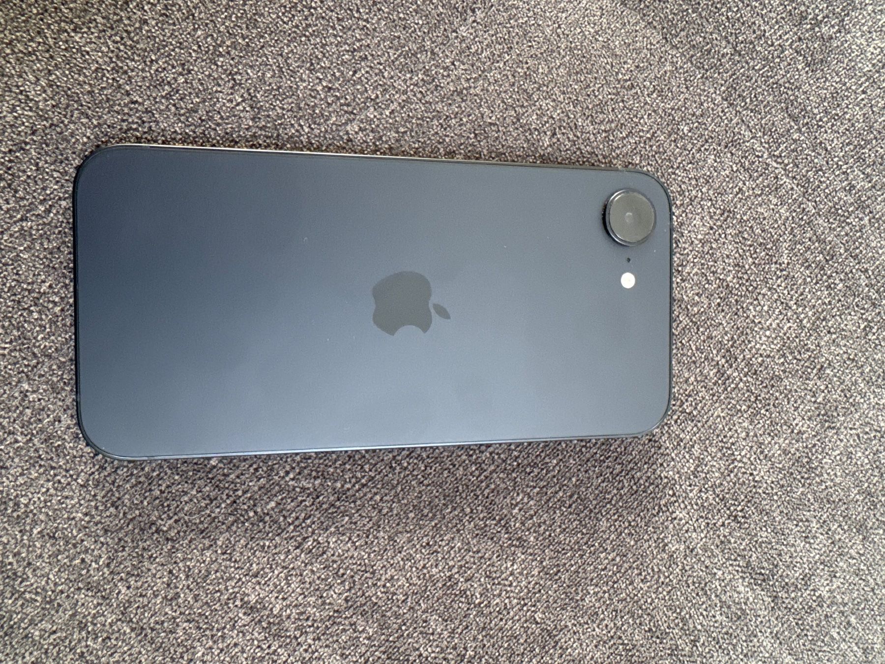 Apple Telefoni cellulari / Smartphones: iPhone 16e Schwarz 128 GB – Usato da Dübendorf venduto da lucay01 1