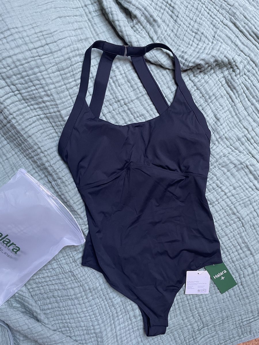 Autres dessous: NEU Halara Bodysuit Softlyzero Gr. L – Neuf (Voir description) à Buchs SG par Buxerli_ 3