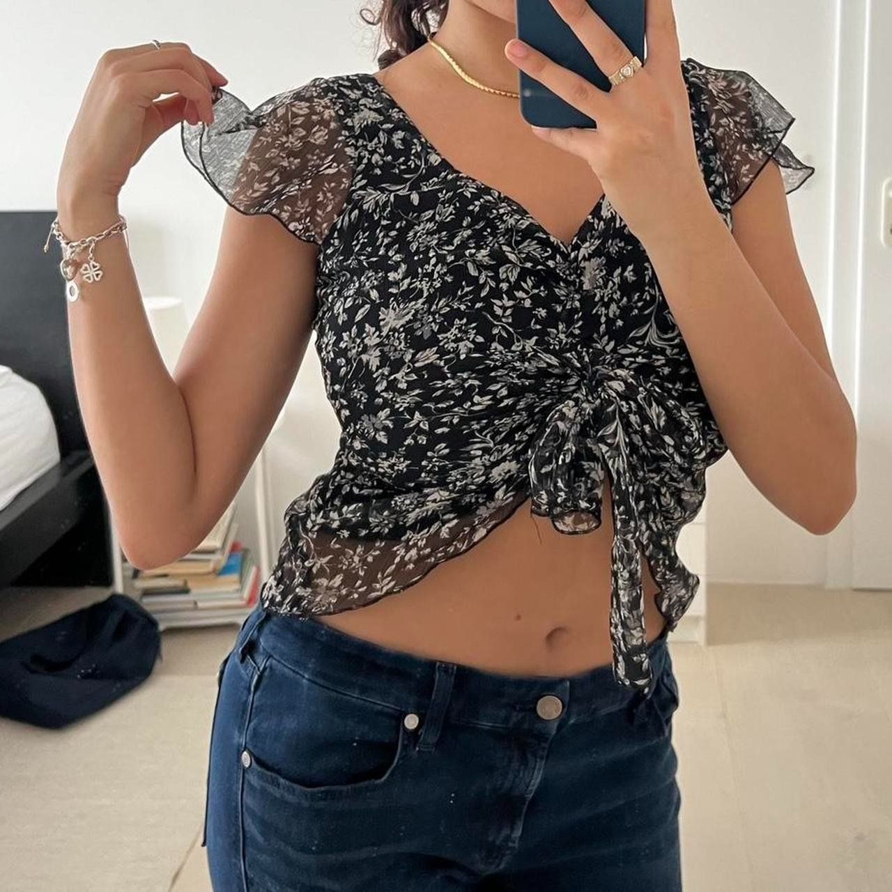 H&M Camicette: Sommerliches Chiffon-Top mit Blumenmuster, Grösse S/M – Usato da Richterswil venduto da sop_zwd9 1