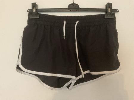 Schwarzi Sporthose, Shorts, Grössi 38, neuwertig