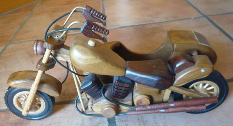 Tutte le decorazioni: Motorrad aus Holz / Dekoration – Usato da Ruggell venduto da Btt