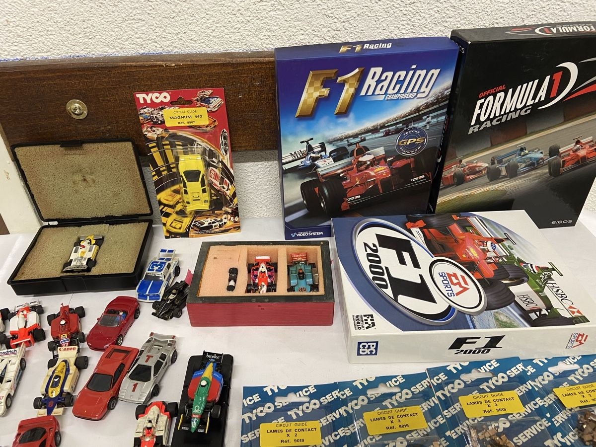 Piste: Rennbahn Autos Sammlung  – Difettoso da Dietikon venduto da brocki-eyra 1