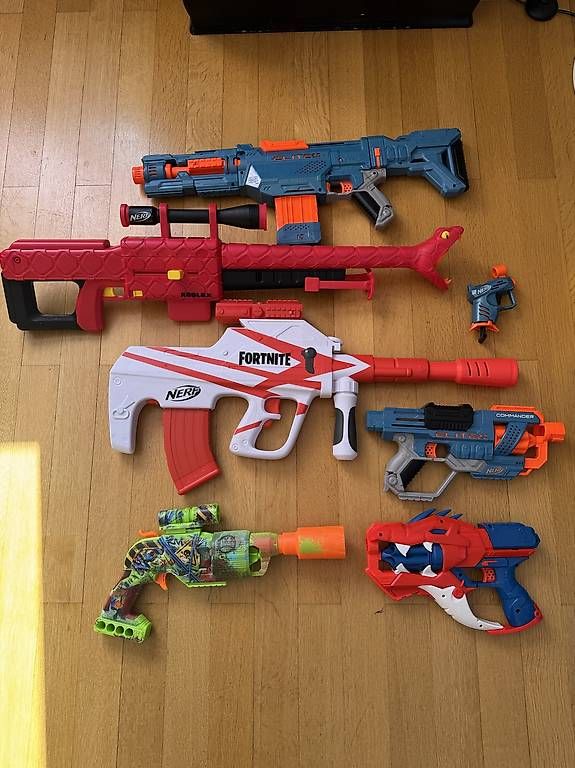 Spielzeuge: Nerf Waffen – Gebraucht aus Flumenthal von IlseSaladin