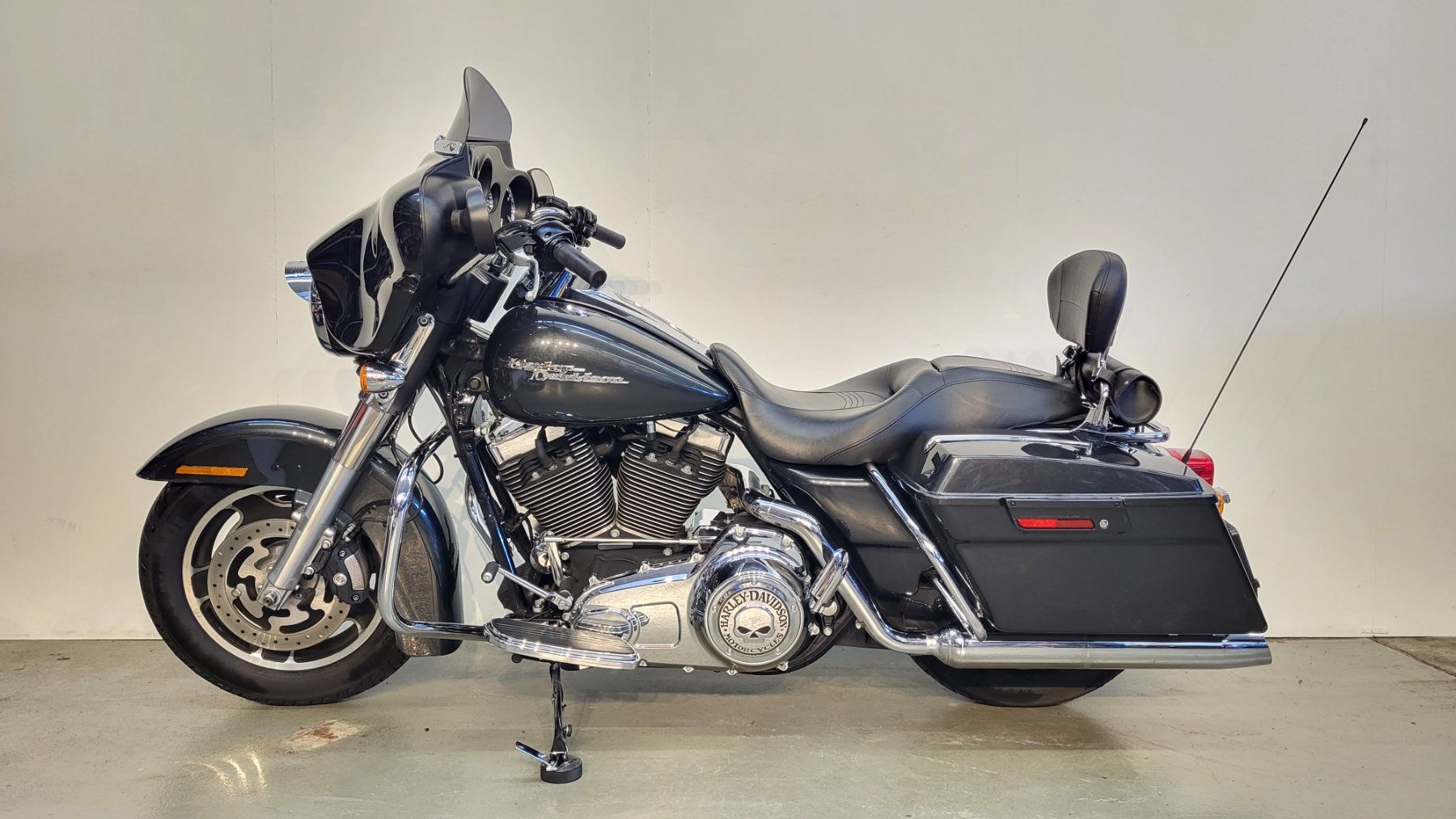 Harley-Davidson Touring: Harley-Davidson FLHX Street Glide ABS – Usato da Tägerschen venduto da Moto-Welt 1