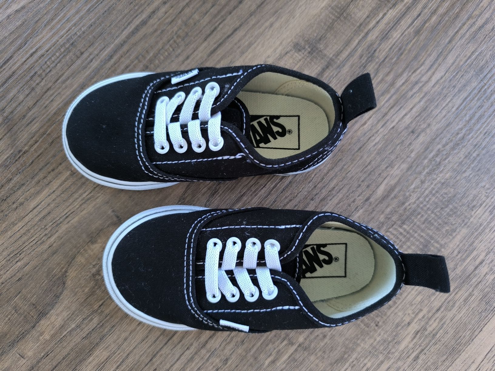 Vans Chaussures garçon: Vans Schuhe Gr. 23.5 - Neu – Neuf (Voir description) à Frauenkappelen par Nickyta89 1