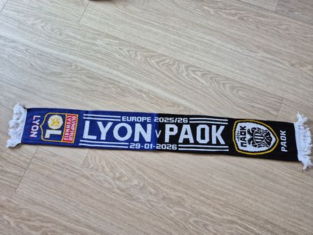Écharpe Olympique Lyonnais PAOK Europe 2025/26 neuve