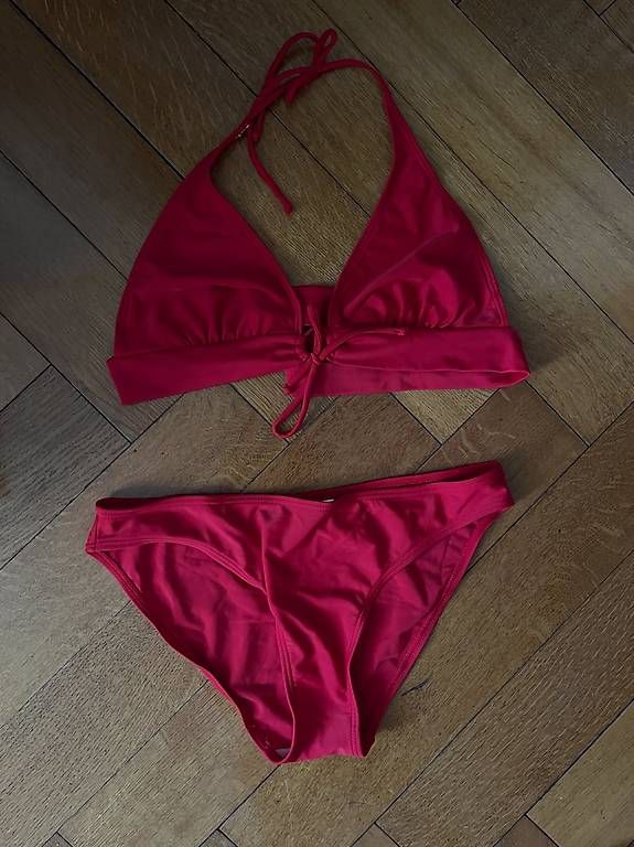 Maillots de bain & Bikinis: Bikini Rouge t.38 – Neuf avec emballage d'origine à Lausanne par gat_