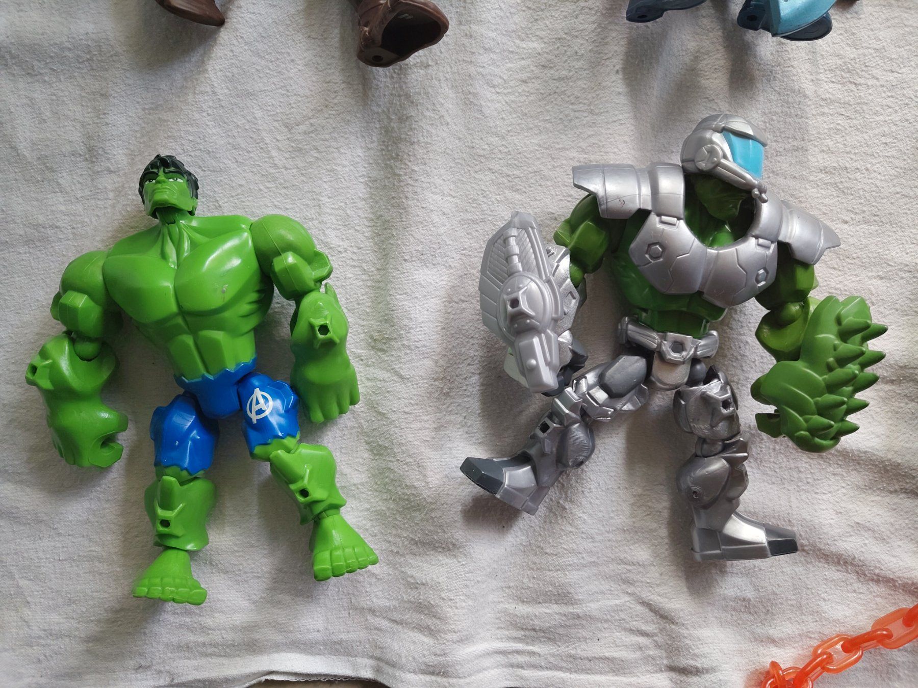 Hasbro Spielzeuge: 11 Hasbro Marvel MixMashers Actionfiguren – Gebraucht aus Eschenz von yestare 5