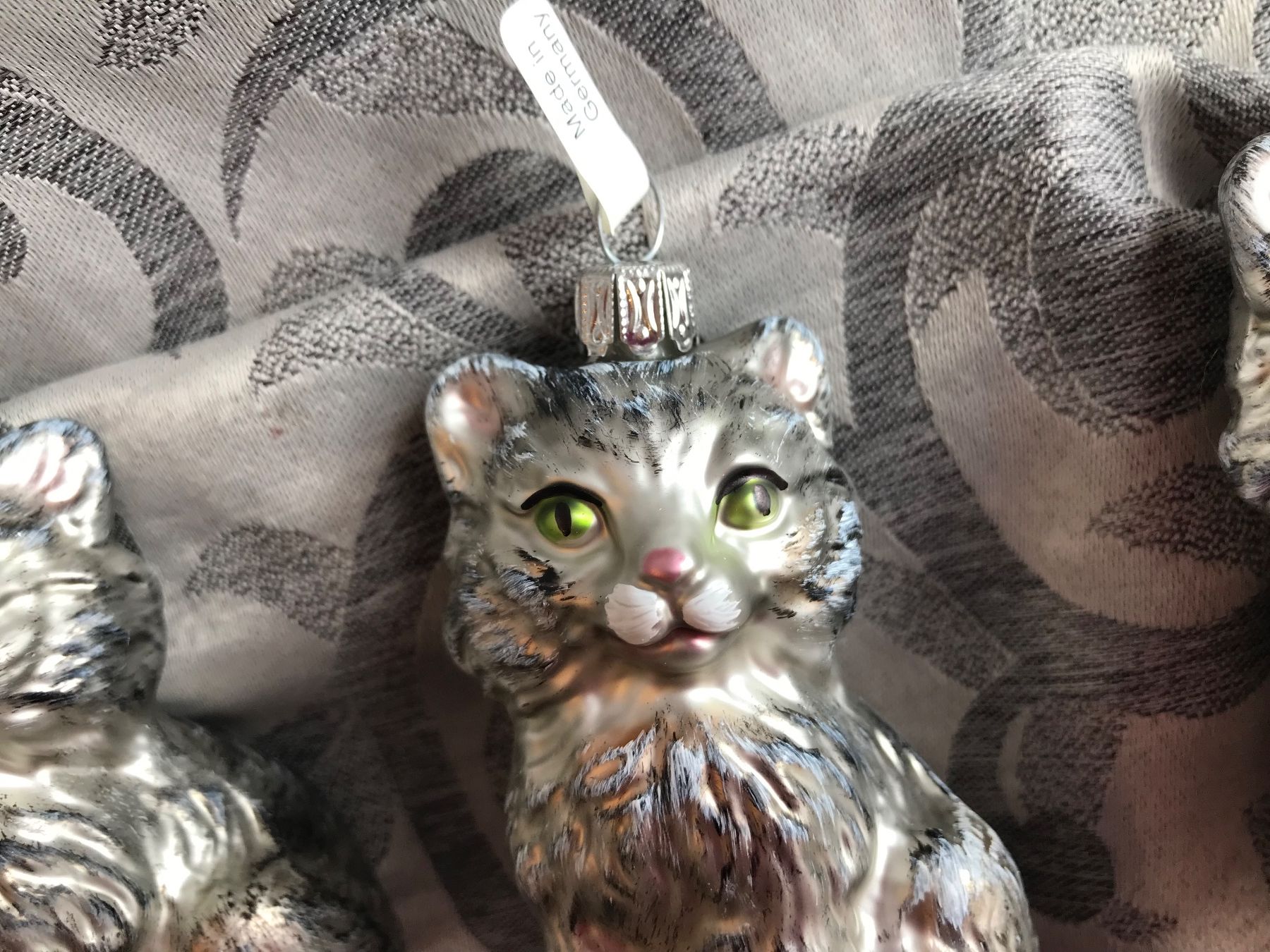 Tutte le decorazioni: 3 Silbergraue Katzen Katze Christbaumschmuck – Nuovo e nell'imballaggio originale da Alpnach Dorf venduto da marvo 4