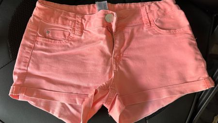 Coole Shorts Gr. 164, Lachsfarben