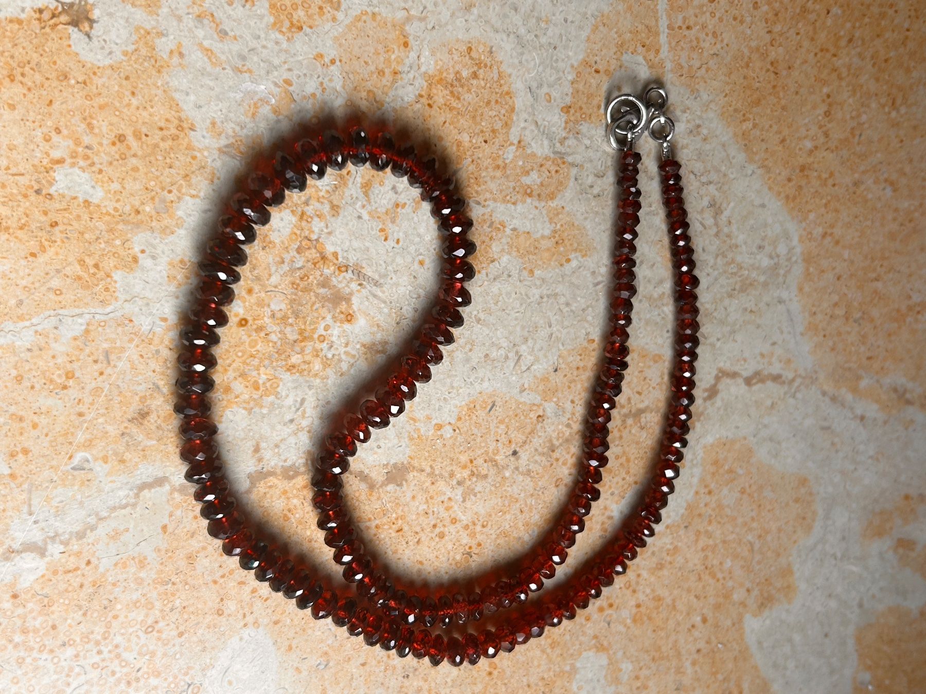 Catenine: Steinkette dunkelrot (45cm) – Usato da Basel venduto da bellespirit 7